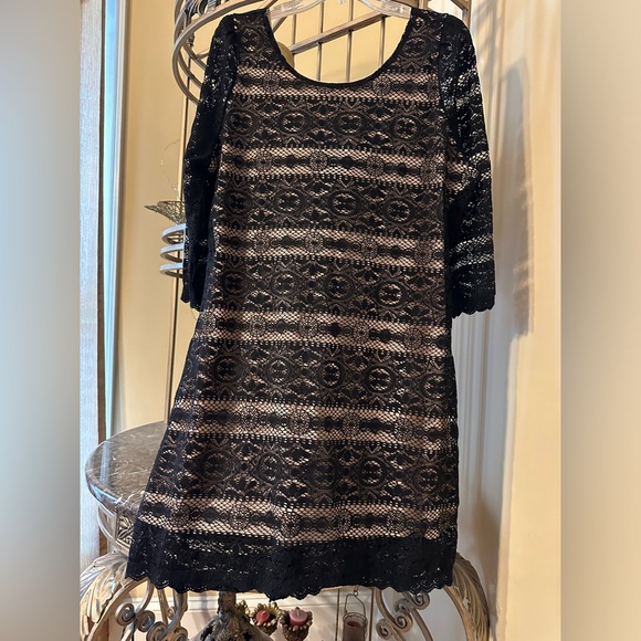Black lace wore it once like new size XXL - Picture 1 of 6